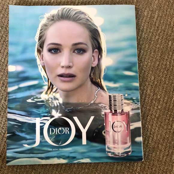 2 Selena Gomez elle magazine - Picture 4 of 4